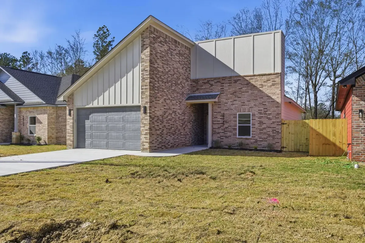 10745 Vinson St, Beaumont, TX 77713 - Image #1