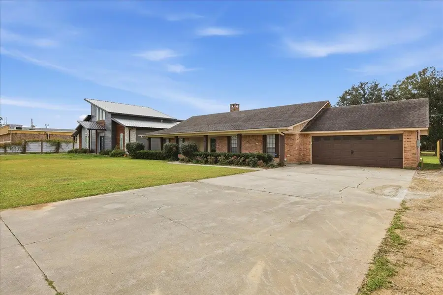 8030 Holmes Rd, Nederland, TX 77627 - #3