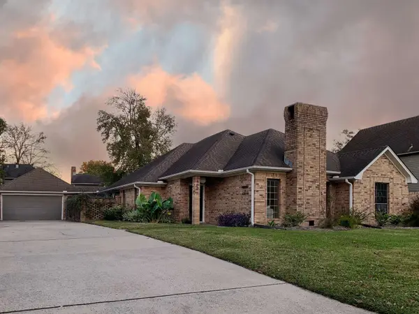 1460 Wellington Oaks, Beaumont, TX 77706