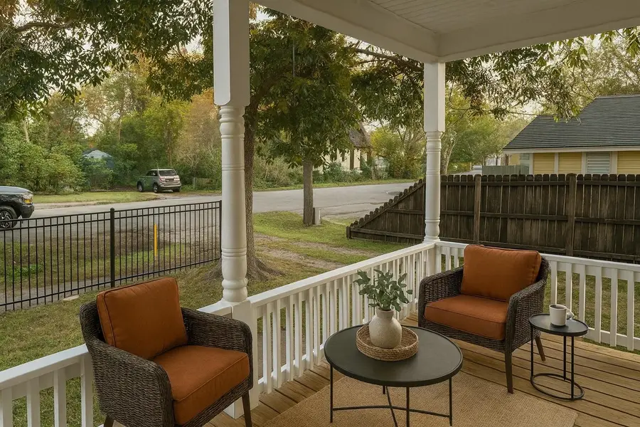 875 N 4th, Beaumont, TX 77701 - Image #3