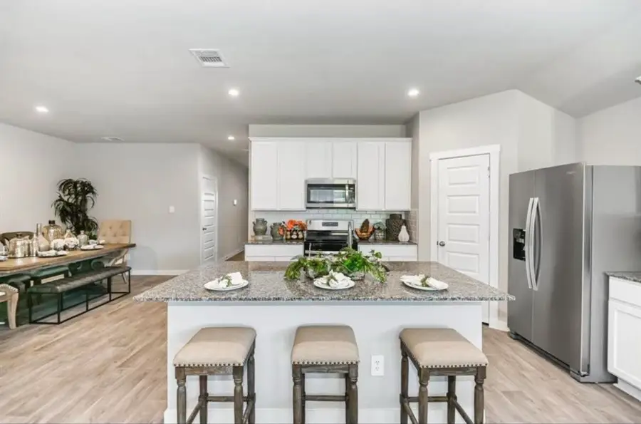 7795 Windmeadow Drive, Beaumont, TX 77713 - Image #2