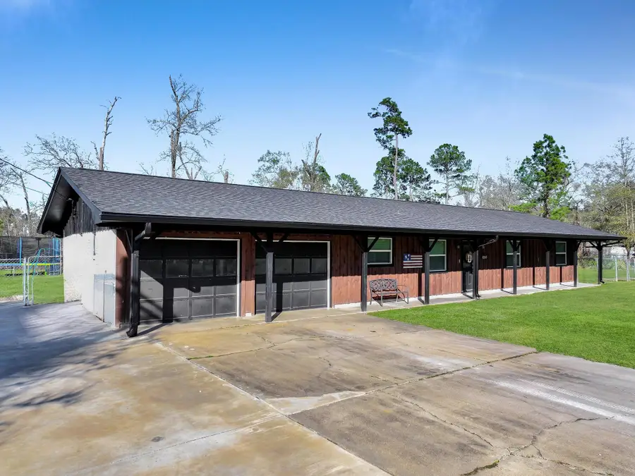 7662 Roger St, Orange, TX 77632 - Image #2