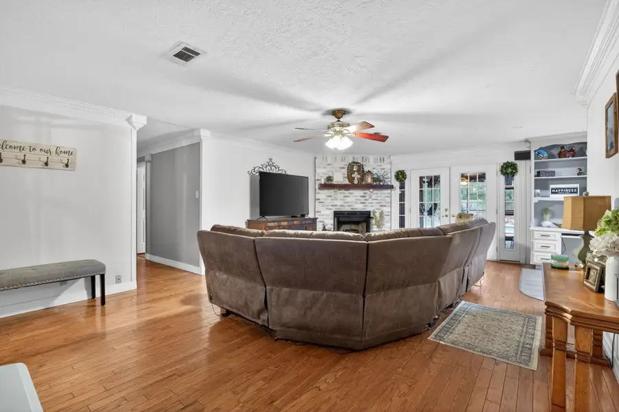 213 Ridgewood, Bridge City, TX 77611 - #3