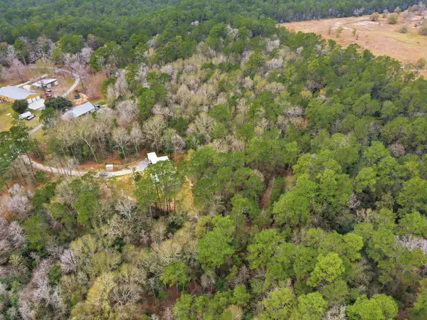 7965 Hwy12, Orange, TX 77632