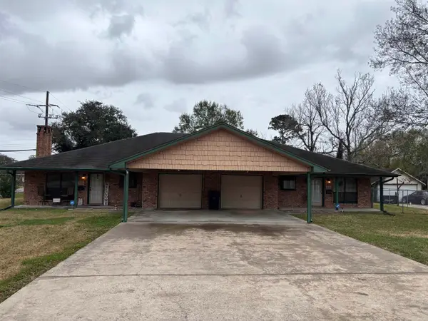 6498 Verde St., Groves, TX 77619