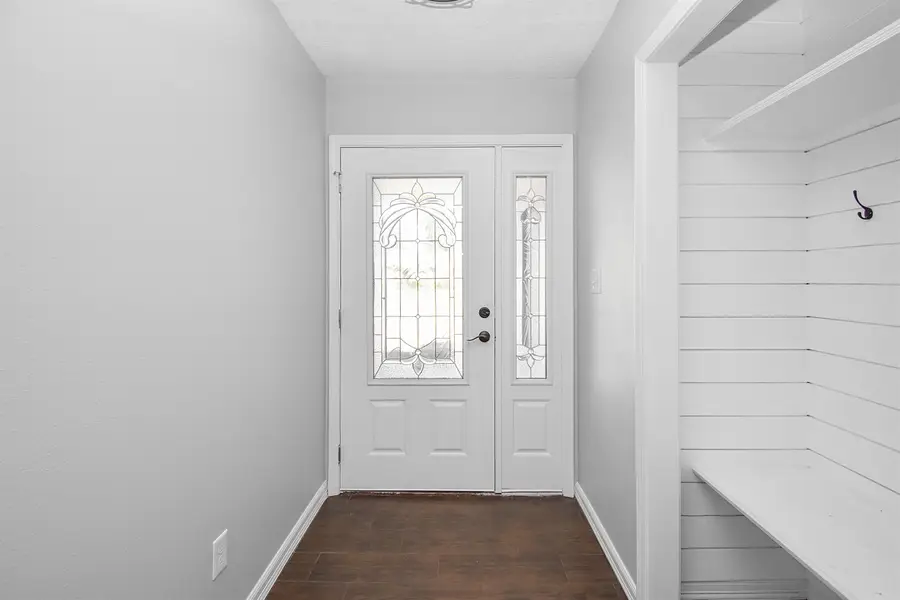 12865 Tanoak Ln, Beaumont, TX 77713 - Image #2