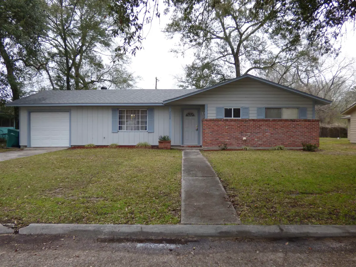 2208 Monterrey, Orange, TX 77630 - Image #1