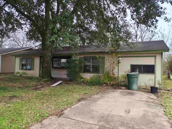 3985 Sunbury, Beaumont, TX 77707