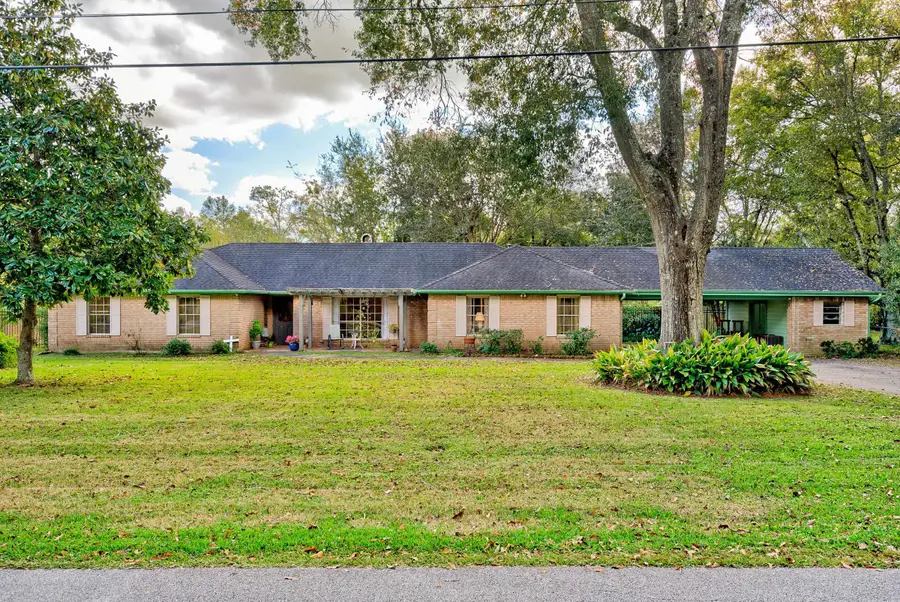 7965 Halliday Ln, Beaumont, TX 77706-5312 - Image #2