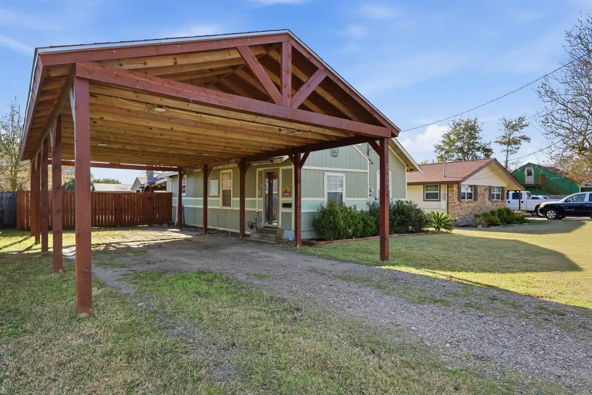 3736 42nd St, Port Arthur, TX 77642-4211 - Image #1