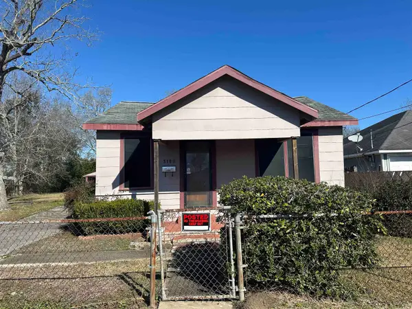 3180 Elinor, Beaumont, TX 77705