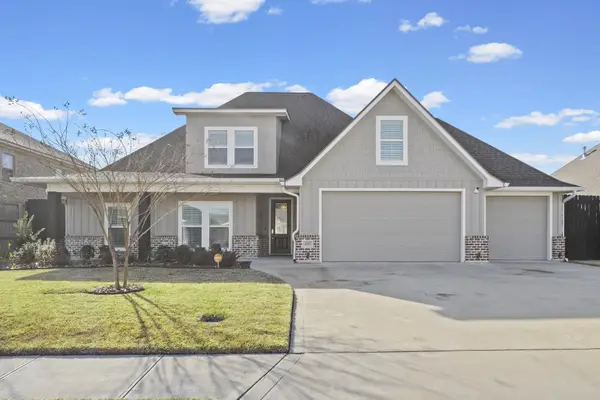 230 River Stone Ct, Lumberton, TX 77657