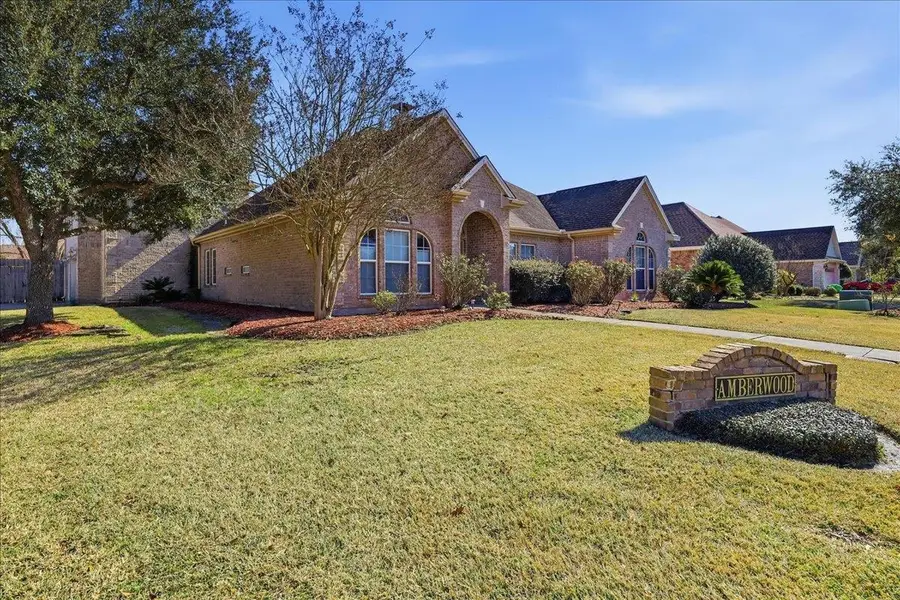 2490 Amberwood, Beaumont, TX 77706 - Image #2