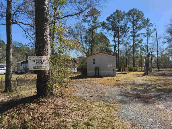 3118 Flora, Vidor, TX 77662