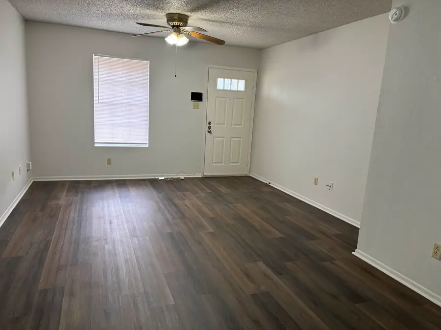 6150 Bedford Dr, Beaumont, TX 77708 - #3