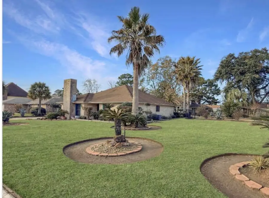 5050 CHINQUAPIN LN, Beaumont, TX 77708 - #2