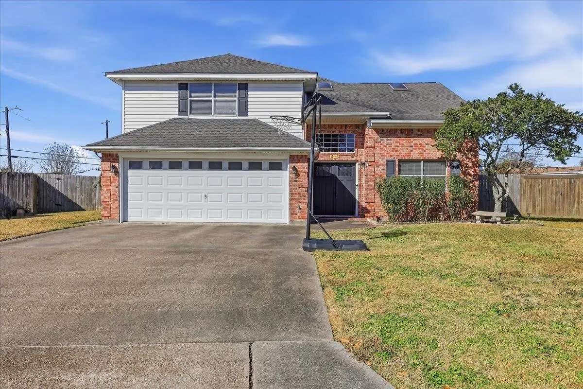 416 Carriage Ln, Nederland, TX 77627-2338 - #1