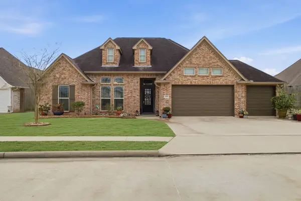 220 Hidden Grove Court, Lumberton, TX 77657