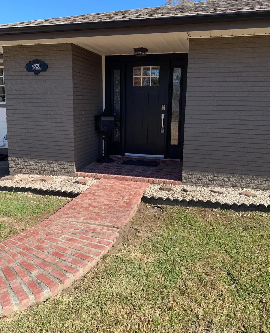 4920 Sue Ave, Groves, TX 77619 - #3