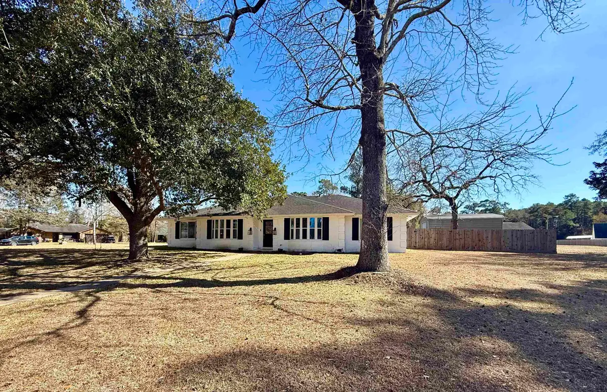 1920 Galway, Vidor, TX 77662 - #1
