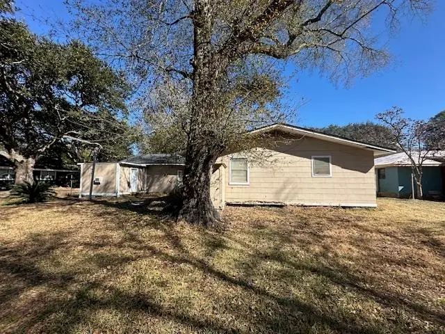 170 S JOHN ST, Bridge City, TX 77611 - Image #3