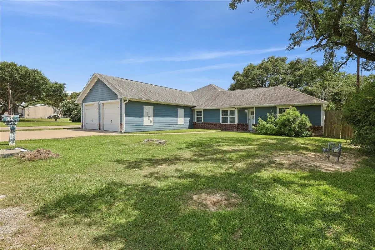 1766 N 34th St, Nederland, TX 77627 - #1