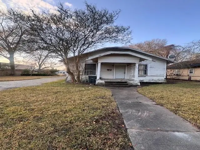 2565 Mcfaddin, Beaumont, TX 77702 - #1