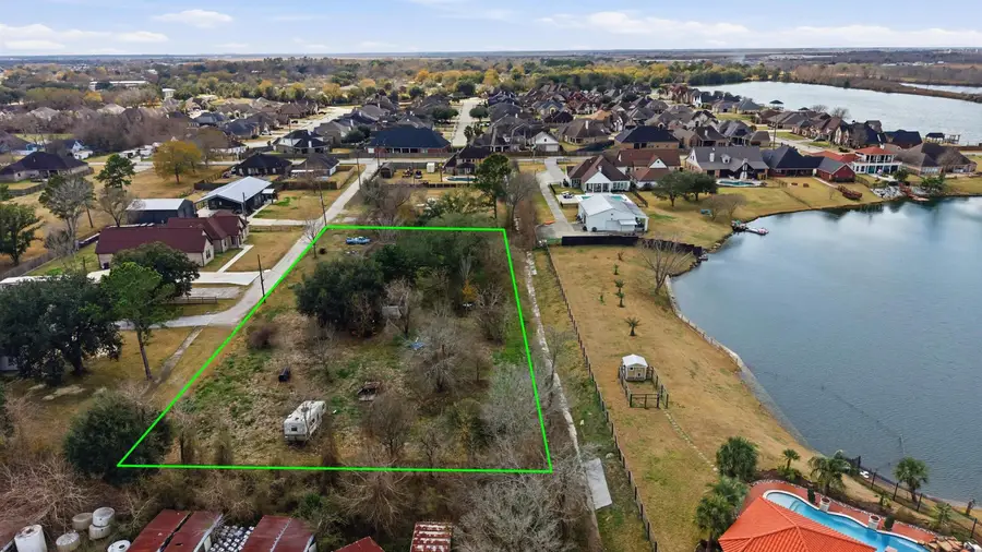 7721 Gayle Ln, Nederland, TX 77627 - #2