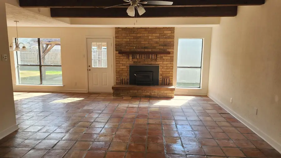 6180 Comstock Rd, Beaumont, TX 77708 - #3