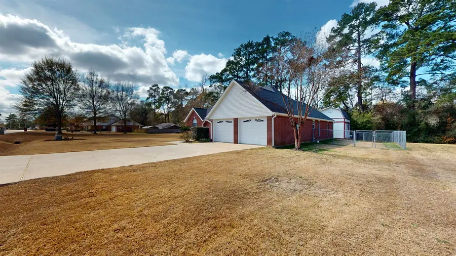 119 Oakdale Dr., Silsbee, TX 77656 - #3