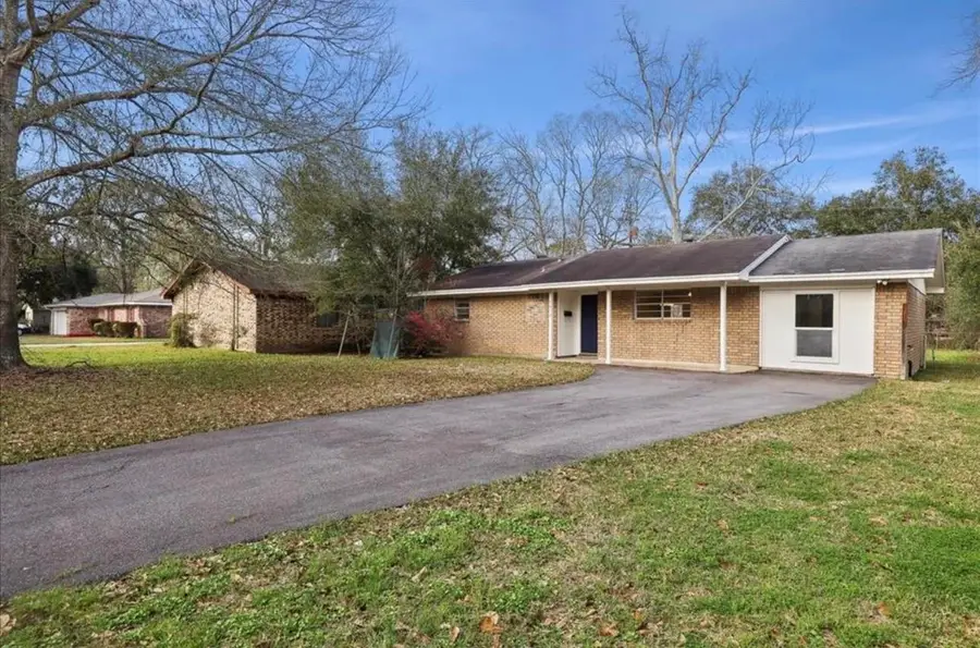 8670 Newfield Lane, Beaumont, TX 77707 - #2