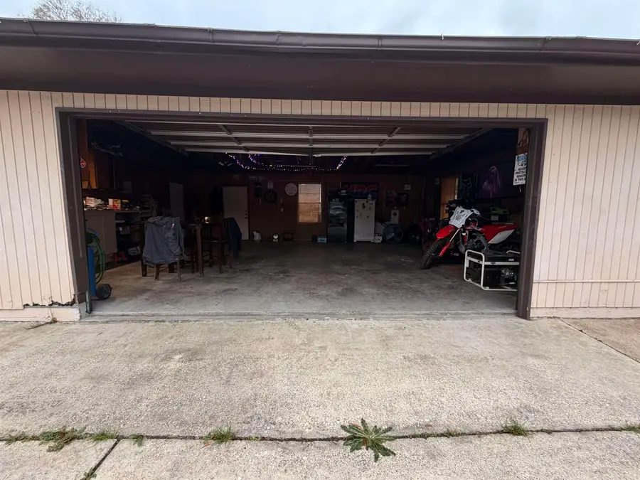 2260 Cox St, Port Arthur, TX 77640 - #2