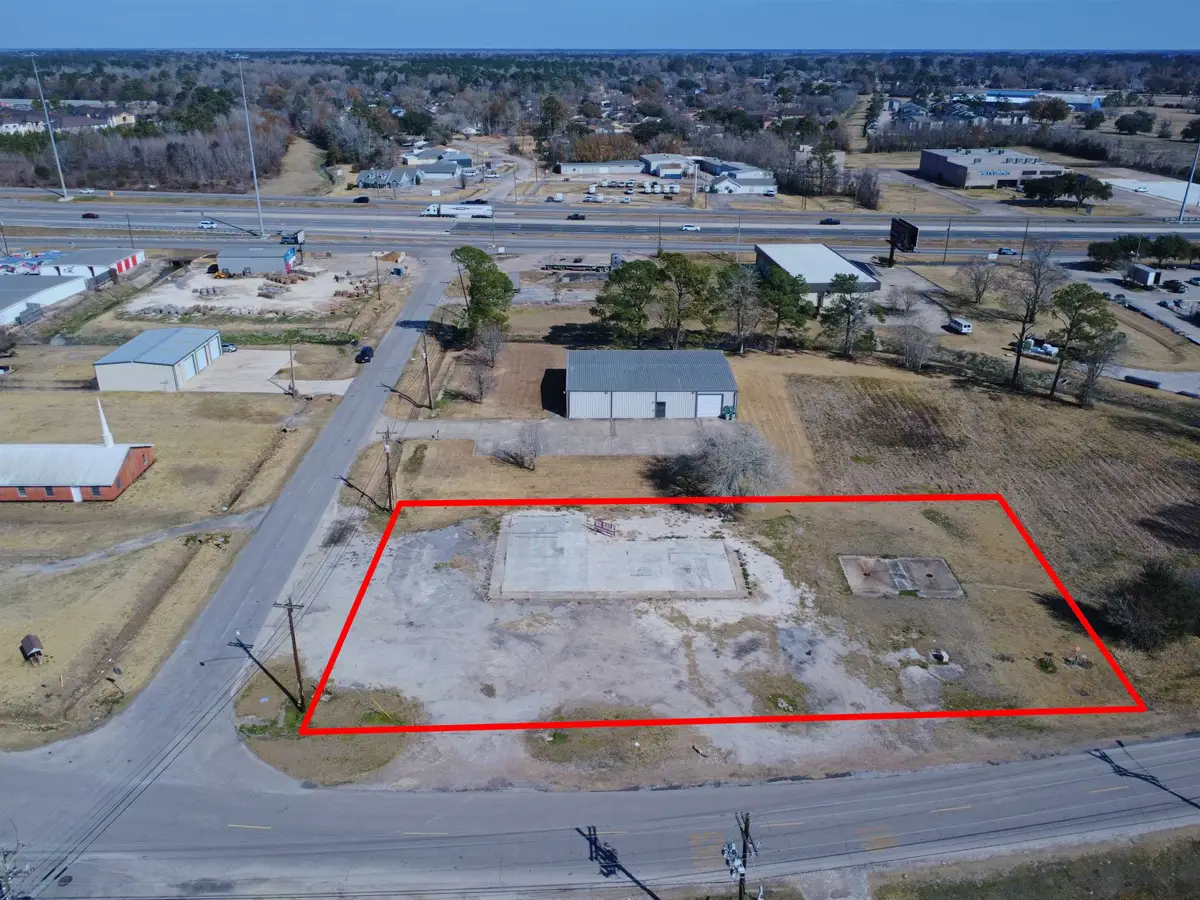 6595 LAWRENCE DR., Beaumont, TX 77708 - #1