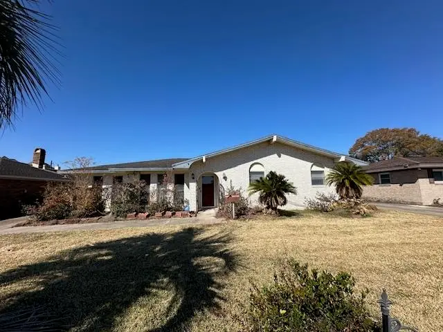 3120 NASHVILLE AVE, Nederland, TX 77627 - #1