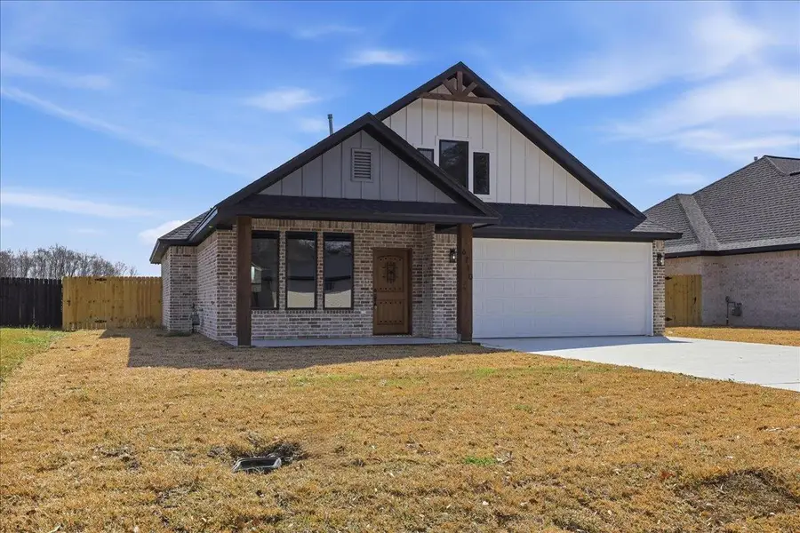 6710 Willow St, Groves, TX 77619 - #2