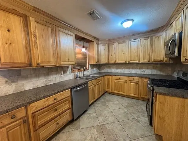 9050 Shepherd Dr, Beaumont, TX 77707 - #2