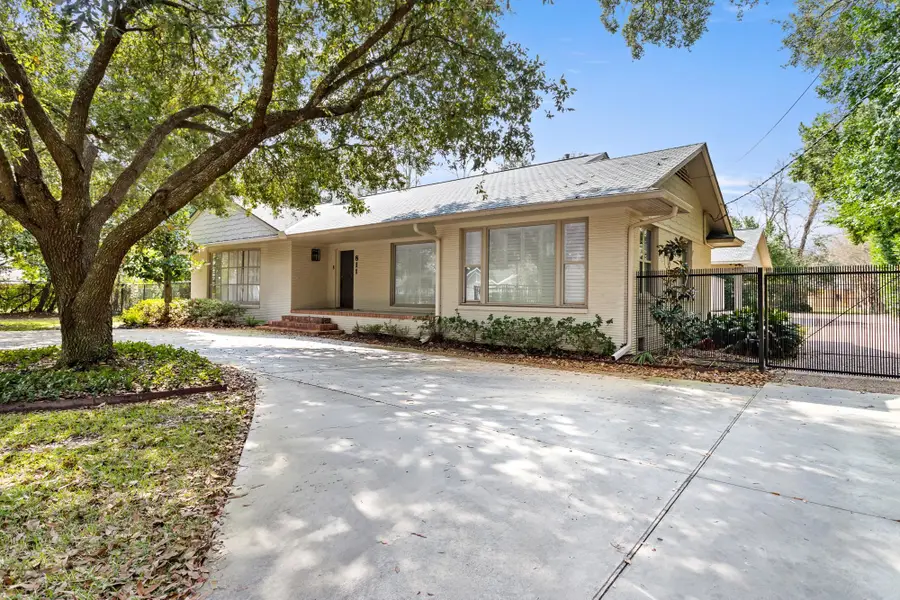 811 W LUCAS DR, Beaumont, TX 77706 - #2