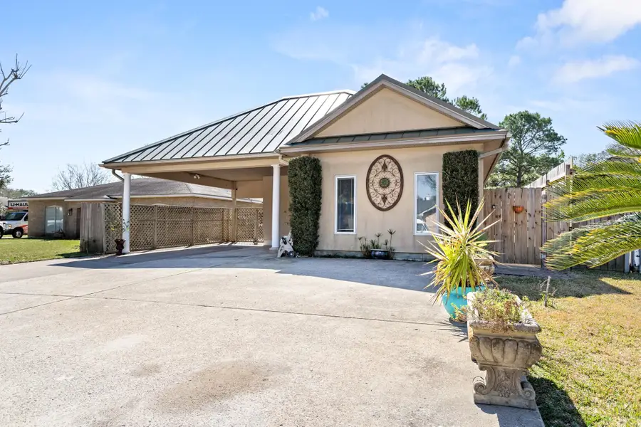 5855 Woodway Dr, Beaumont, TX 77707 - #3