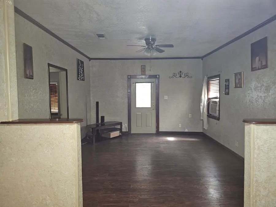 6363 1st Ave, Port Arthur, TX 77640 - #2