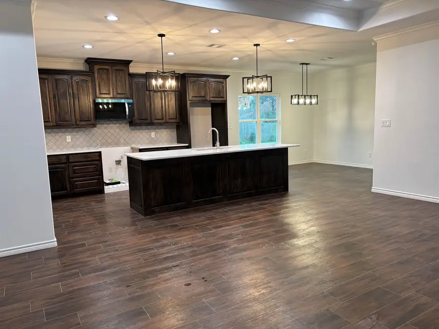 6601 Madison Blvd, Groves, TX 77619 - #2