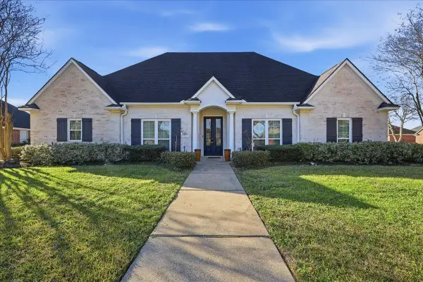 6125 Barrington Ave, Beaumont, TX 77706