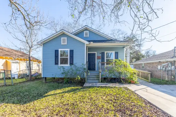 3670 Saint Helena St., Beaumont, TX 77703