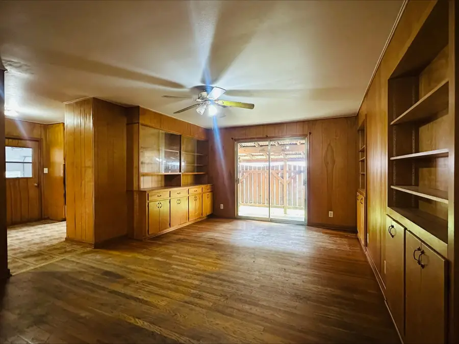 718 Flint, Orange, TX 77630-0000 - #2