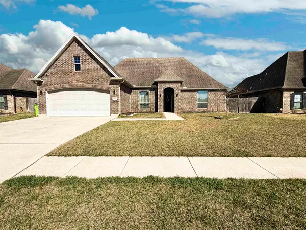 6680 Llano Ln, Lumberton, TX 77657