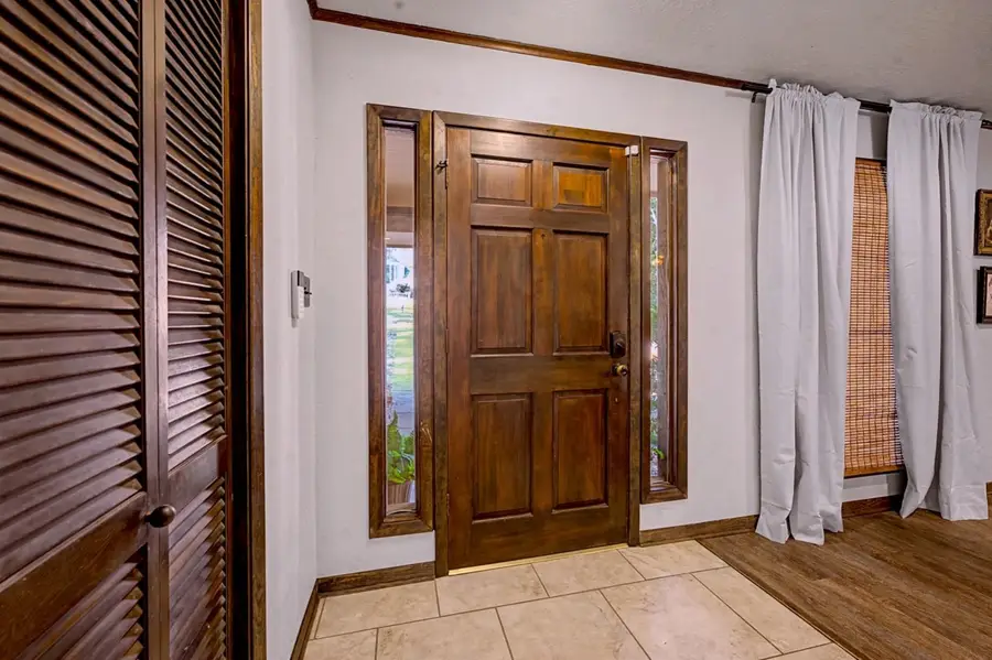 550 Willow Dr, Jasper, TX 75951 - #2