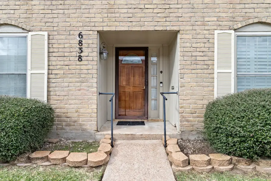 6838 Marshall Place Dr, Beaumont, TX 77706 - #2