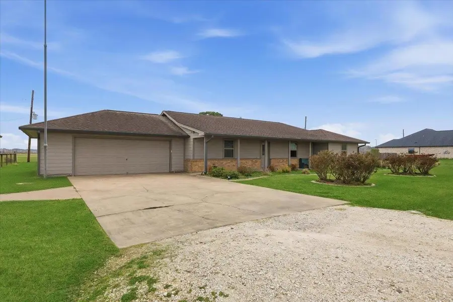 15219 Cliff St, Hamshire, TX 77622 - #2