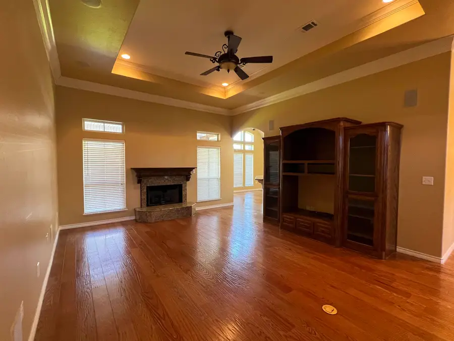 2631 River Oaks Dr, Port Neches, TX 77651 - #3