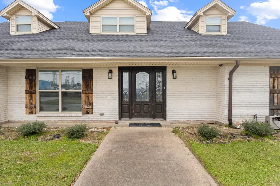 4840 McKinley Ave, Groves, TX 77619 - #2