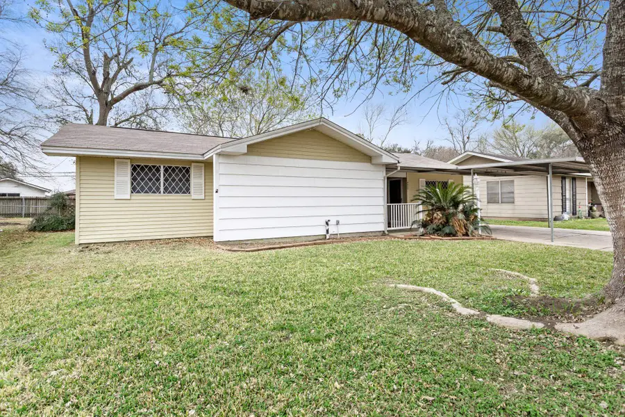 8635 Skyview Dr., Beaumont, TX 77707 - #2